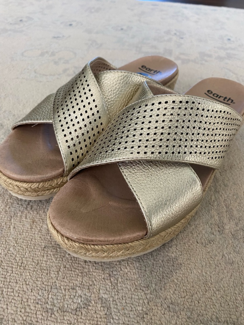 Earth Modena Marigold Espadrille Platform Sandal Gold Leather 7.5 Crisscross